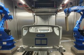 Ziekenhuisbedden reinigen met robots